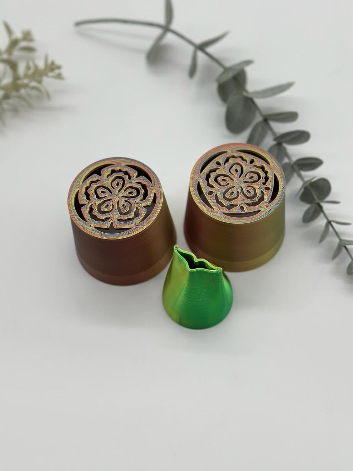 Russische Tüllen №8, Tulpe für Spritzbeutel 2x set+Blatt